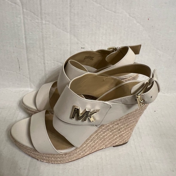 MICHAEL Michael Kors White Leather Wedge Sandals - Picture 14 of 16